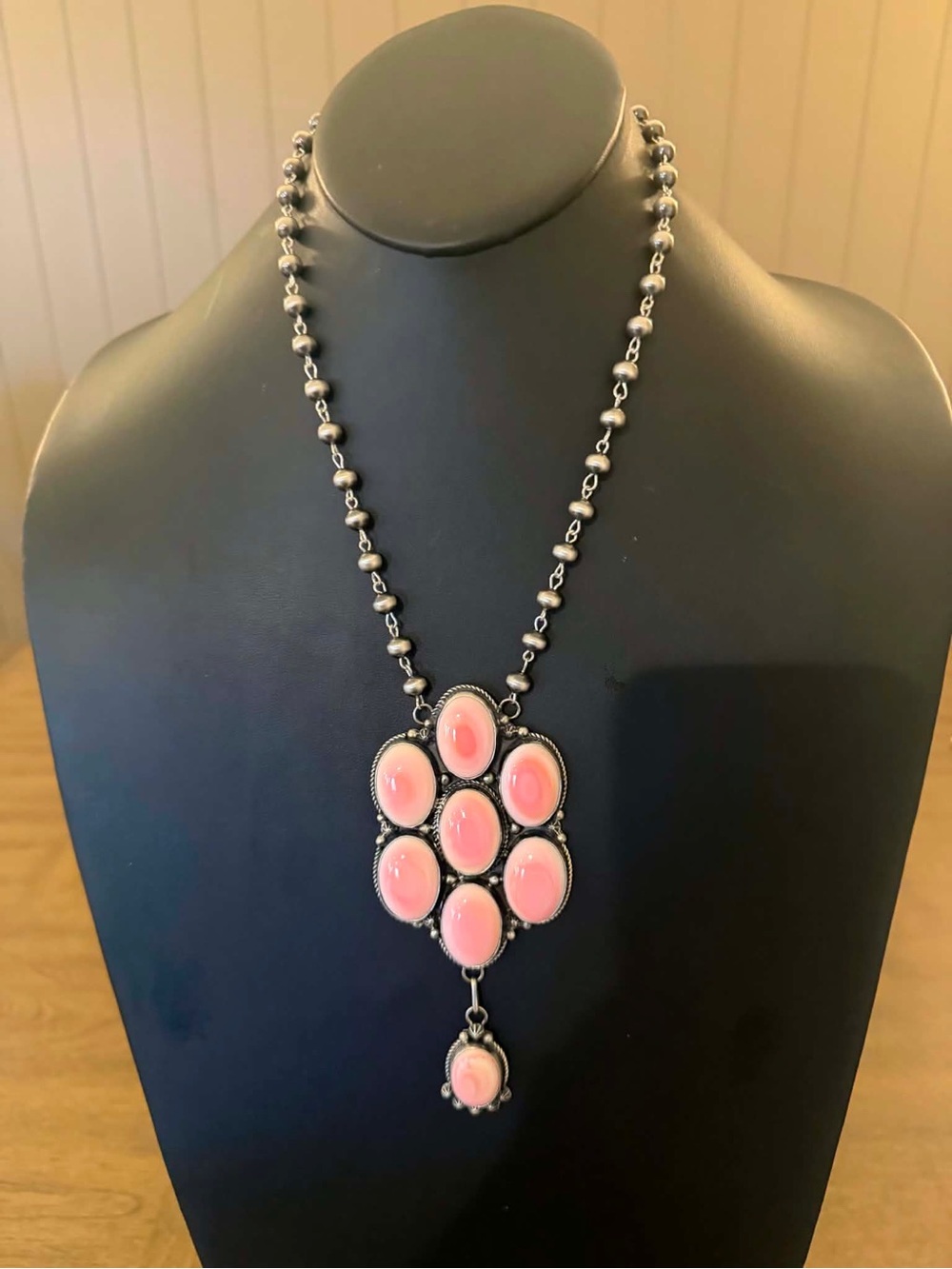 Navajo sterling silver pink conch cluster pendant necklace